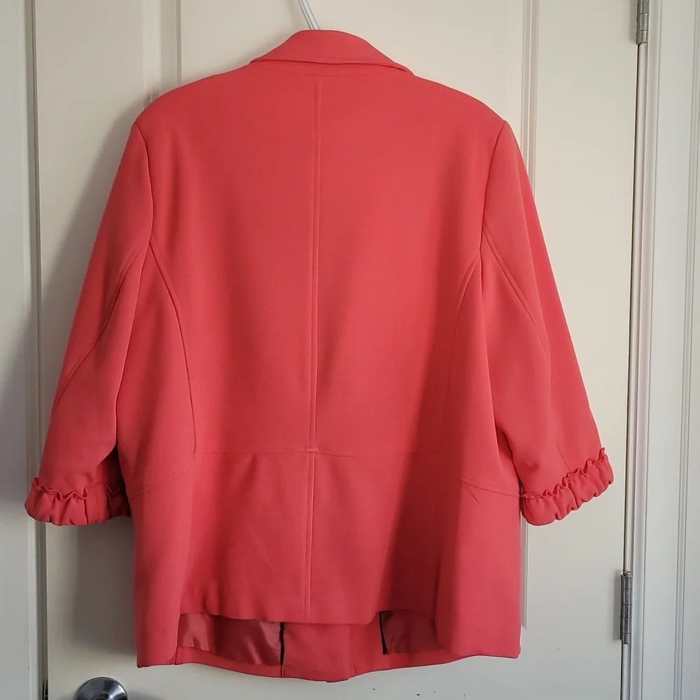 Pink Blazer - Picture 5 of 6